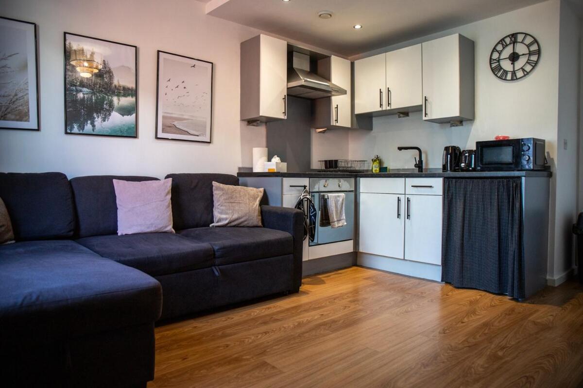 Modern 2-Bed Apartment In Leeds City Centre Exterior photo