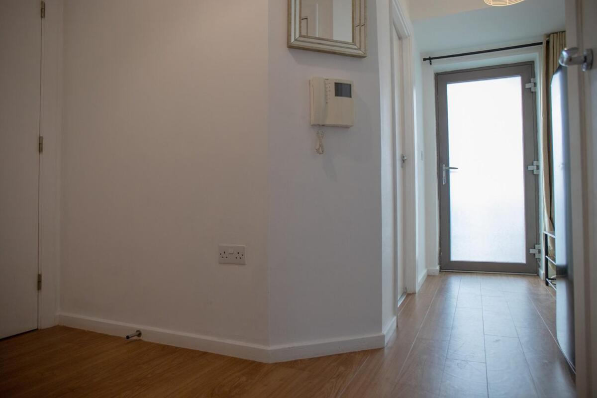 Modern 2-Bed Apartment In Leeds City Centre Exterior photo